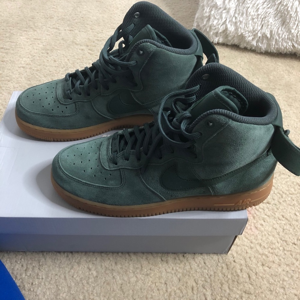 High top Air Force 1